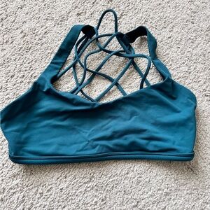 Lululemon free to be wild 6